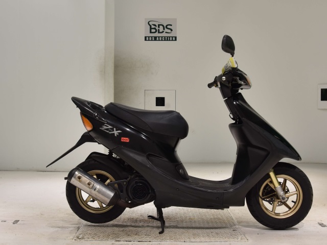 Honda DIO 2000