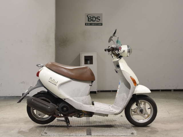 Suzuki LETS4