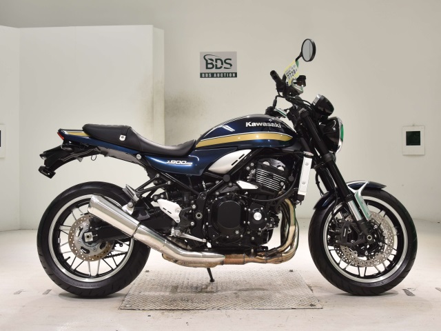 Kawasaki Z900RS 2023