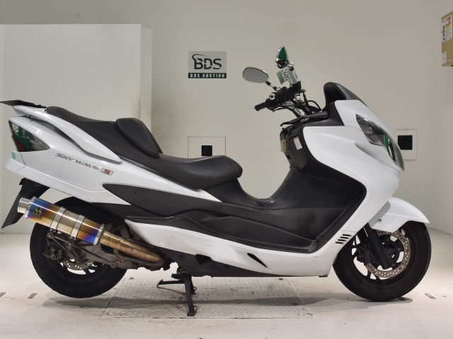 Suzuki SKYWAVE 250S