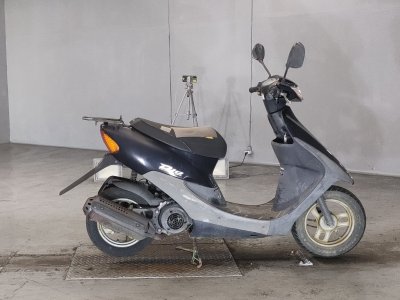 Honda DIO 2000