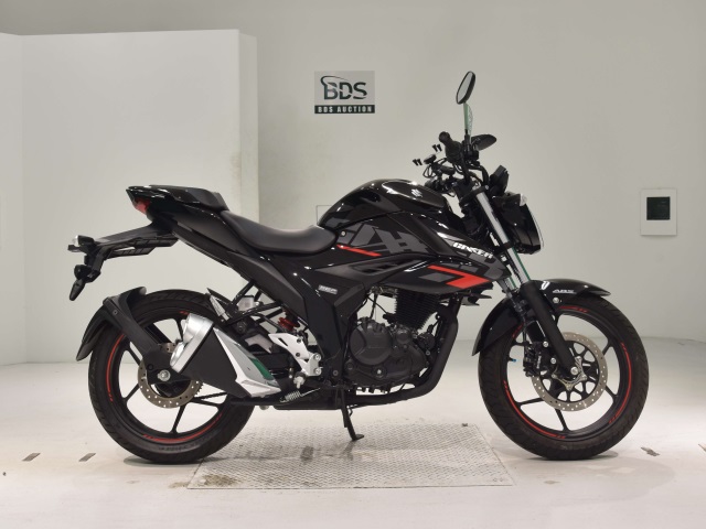Suzuki GIXXER150