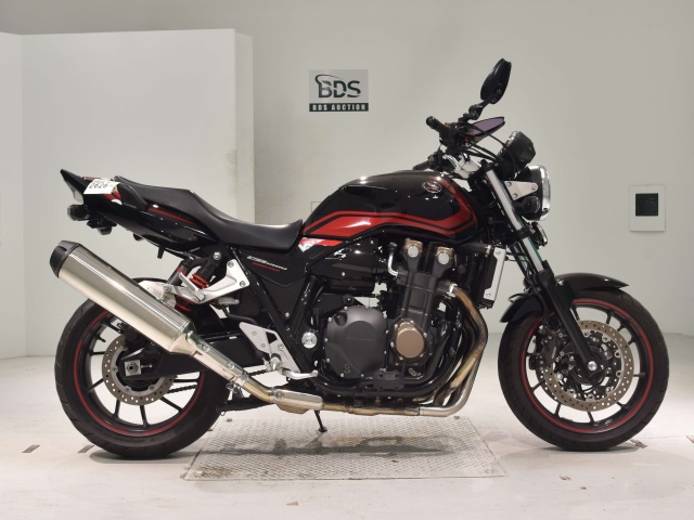 Honda CB1300SF 2016