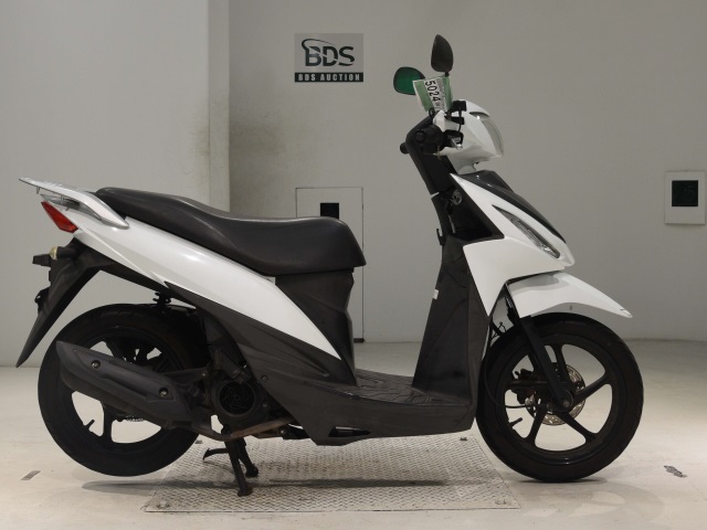Suzuki ADDRESS V110