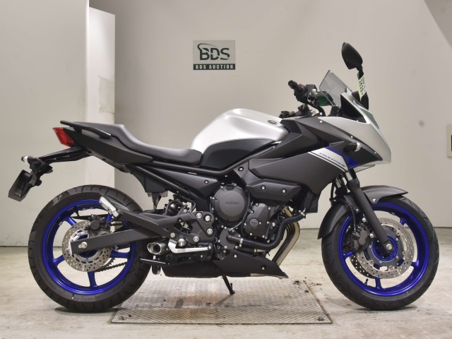 Yamaha XJ6 DIVERSION S 2022