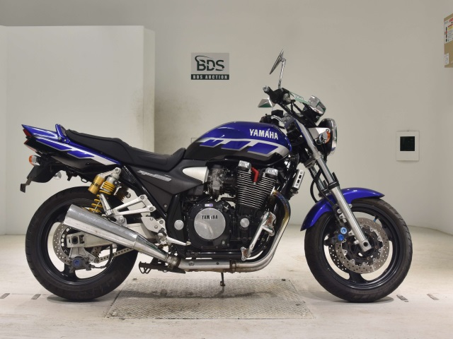 Yamaha XJR1300 2000