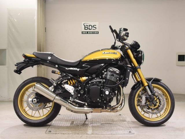 Kawasaki Z900RS SE 2024