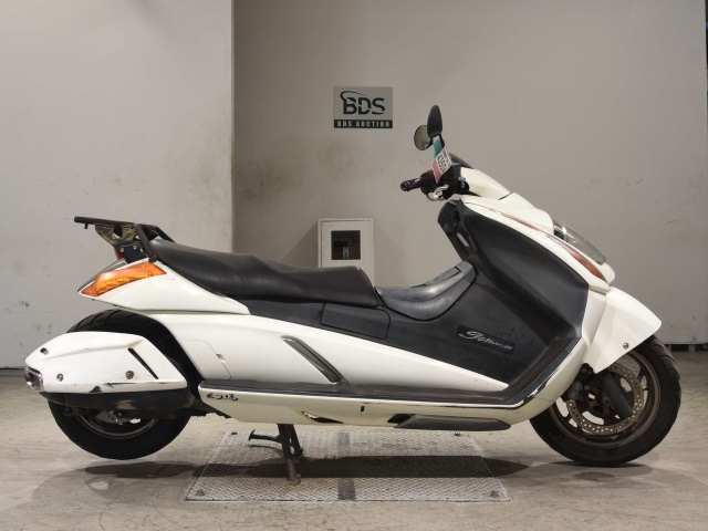 Suzuki GEMMA250