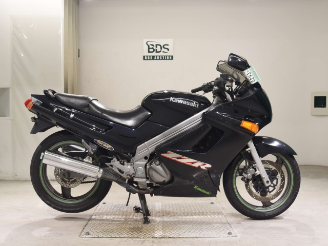 Kawasaki ZZ-R250 2002