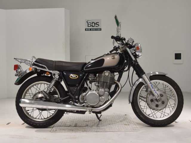 Yamaha SR500 2024