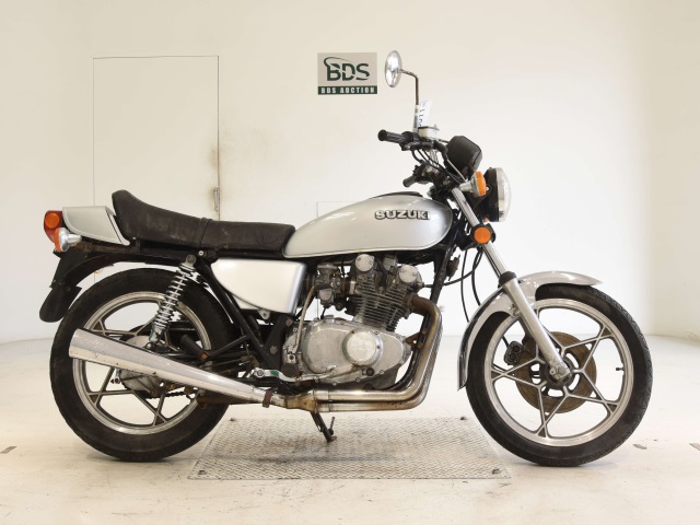 Suzuki GS425E