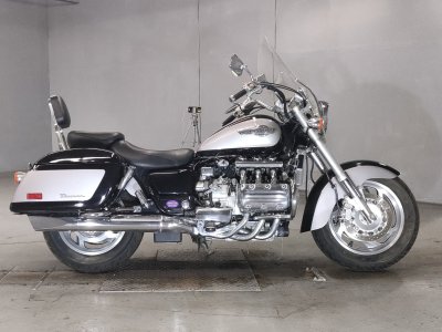 Honda GL1500C F6C VALKYRIE TOURER 1999