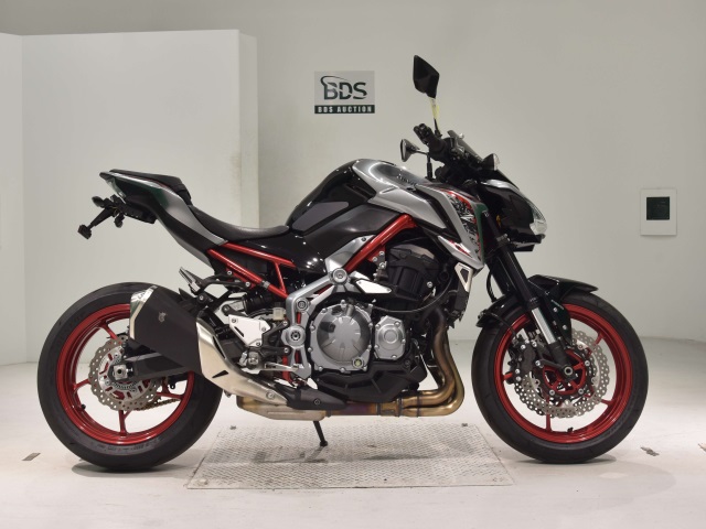 Kawasaki Z900 2018