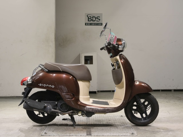 Honda GIORNO 2011