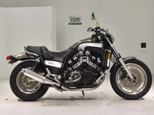 Yamaha V-MAX1200 2002