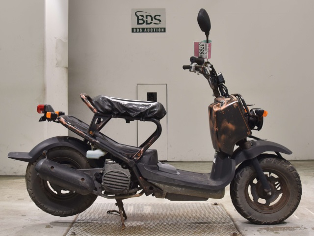 Honda ZOOMER 2006
