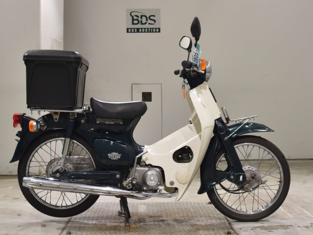 Honda C50 1999