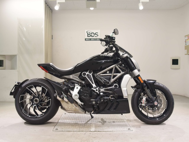 Ducati X DIAVEL S 2017
