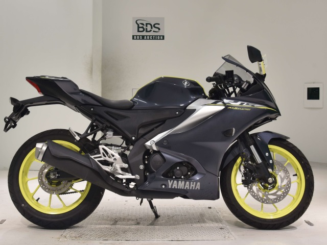 Yamaha YZF-R15 2023
