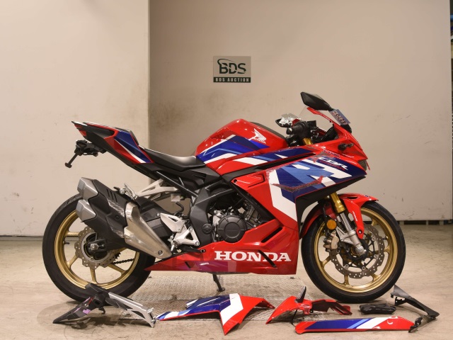 Honda CBR250RR 2025