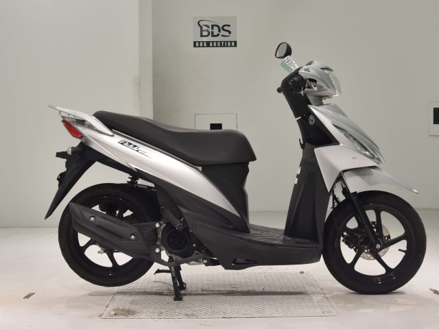 Suzuki ADDRESS V110