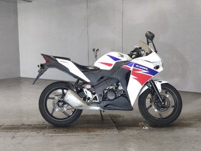 Honda CBR125R 2013
