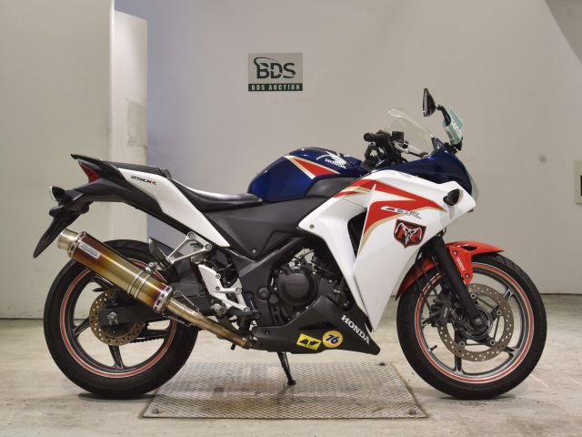 Honda CBR250RA 2011