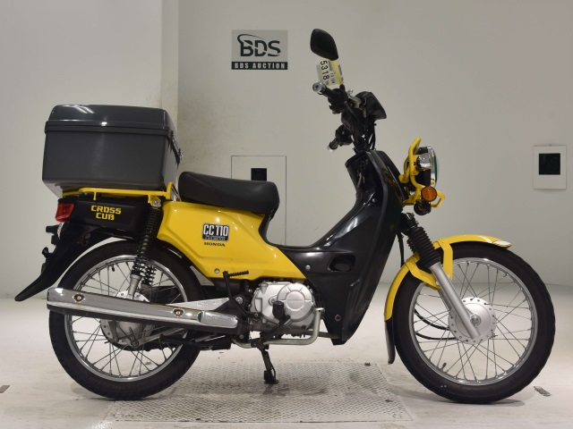 Honda CC110 CROSSCUB 2016