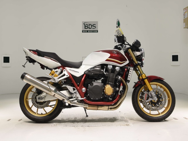 Honda CB1300SF 2023