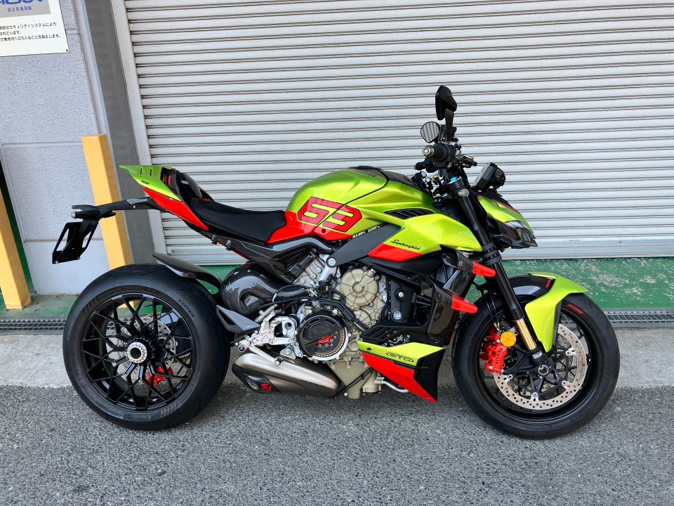 Ducati STREET FIGHTER V4 2024
