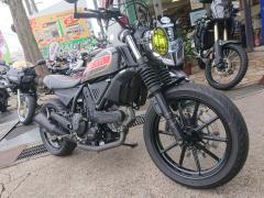Ducati SCRAMBLER SIXTY2 2016