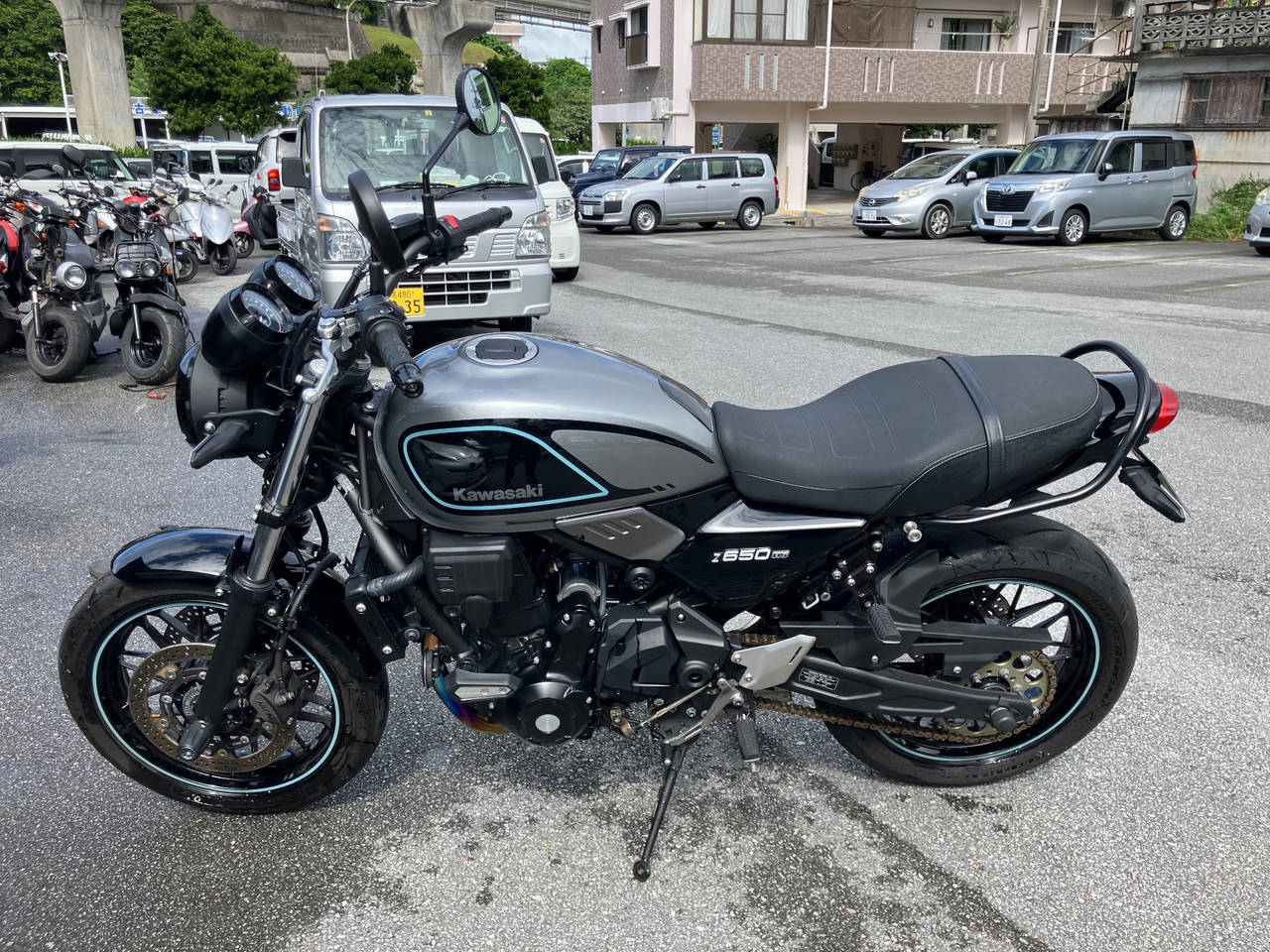 Kawasaki Z650RS 2023