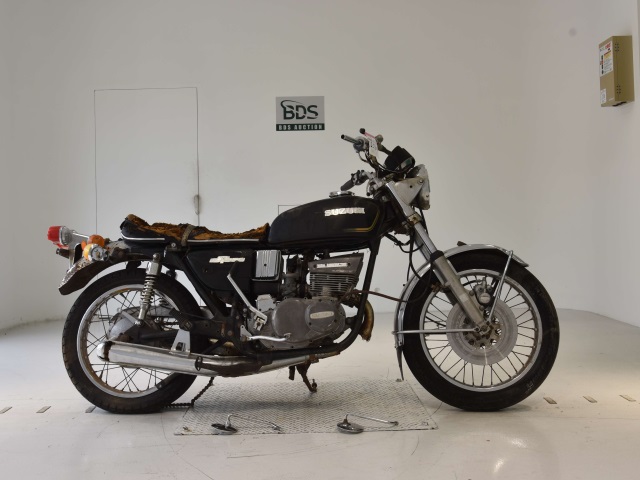 Suzuki GT550