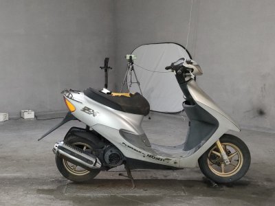 Honda DIO ZX 2000