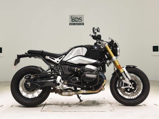 BMW R NINE T 2021