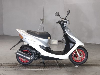 Honda DIO ZX 2000