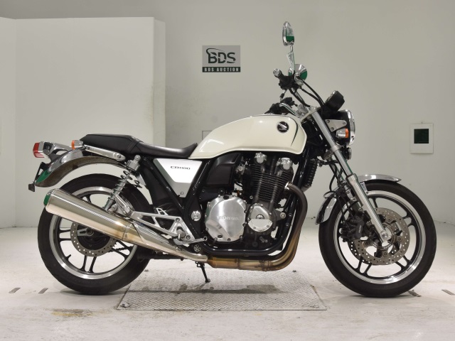 Honda CB1100A 2011