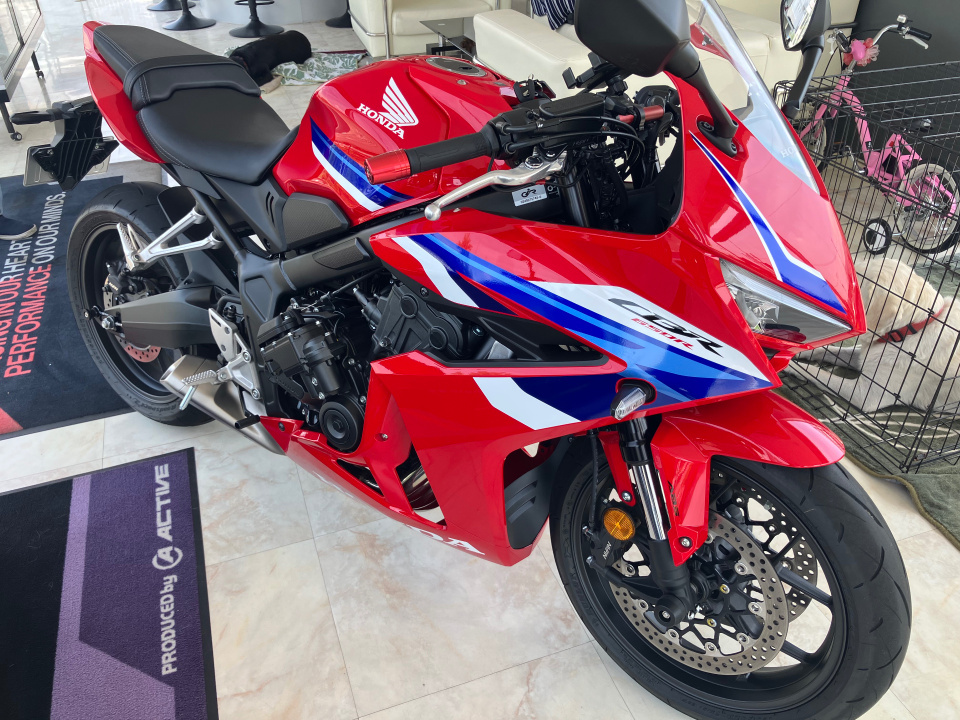 Honda CBR650R E-CLUTCH 2024