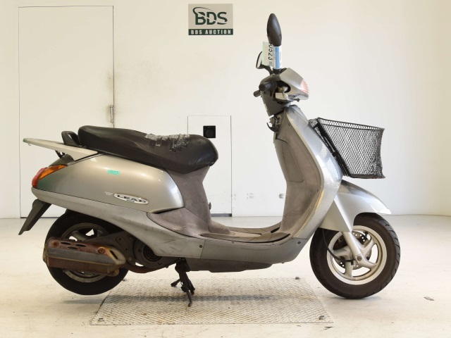 Honda LEAD100 2001