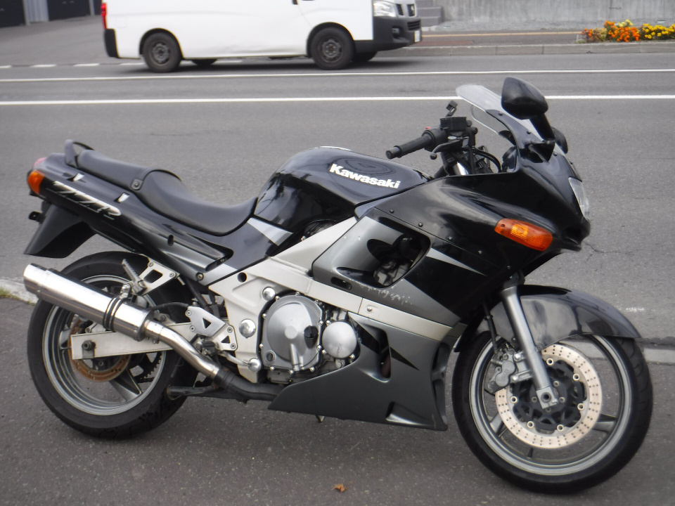 Kawasaki ZZ-R400 1998