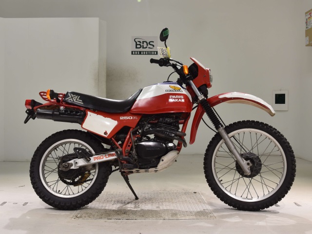 Honda XL250R PARIS-DAKAR 1982