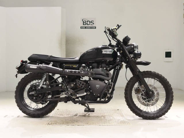 Triumph SCRAMBLER 900 2015
