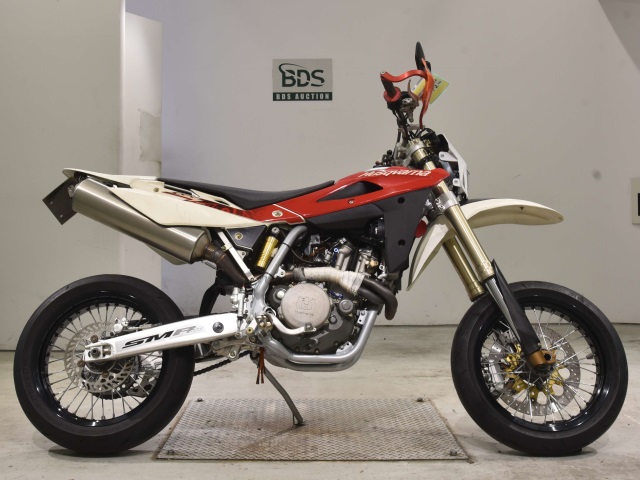 Husqvarna SM450R 2012