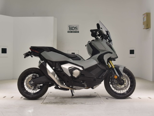 Honda X-ADV750-2 2023