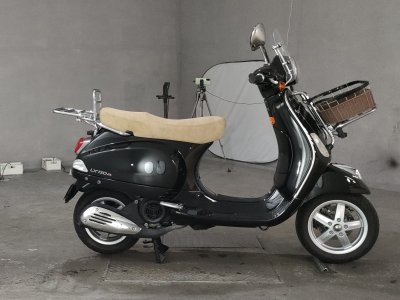 Vespa LX125 2011