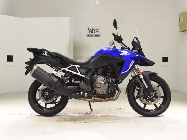 Suzuki v-strom800 2023