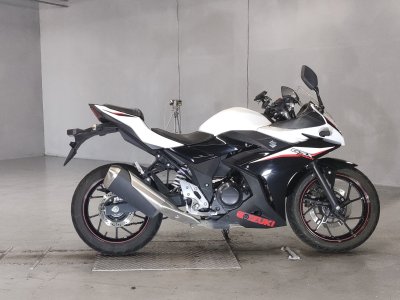 Suzuki GSX250R