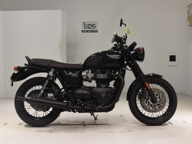 Triumph BONNEVILLE T120 2016