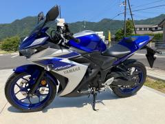 Yamaha YZF-R25 2015