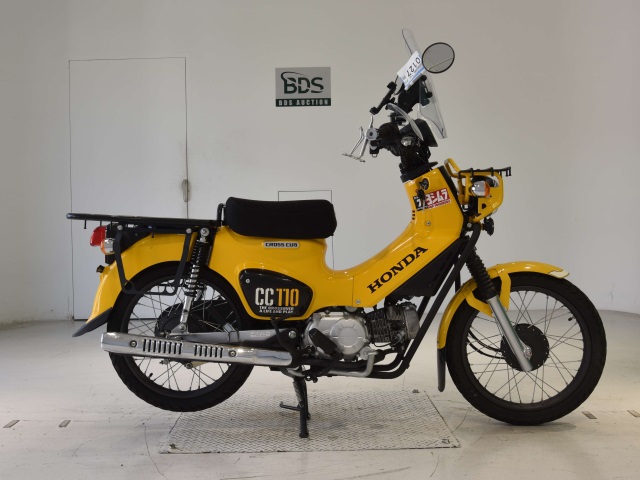 Honda CC110 CROSSCUB 2021